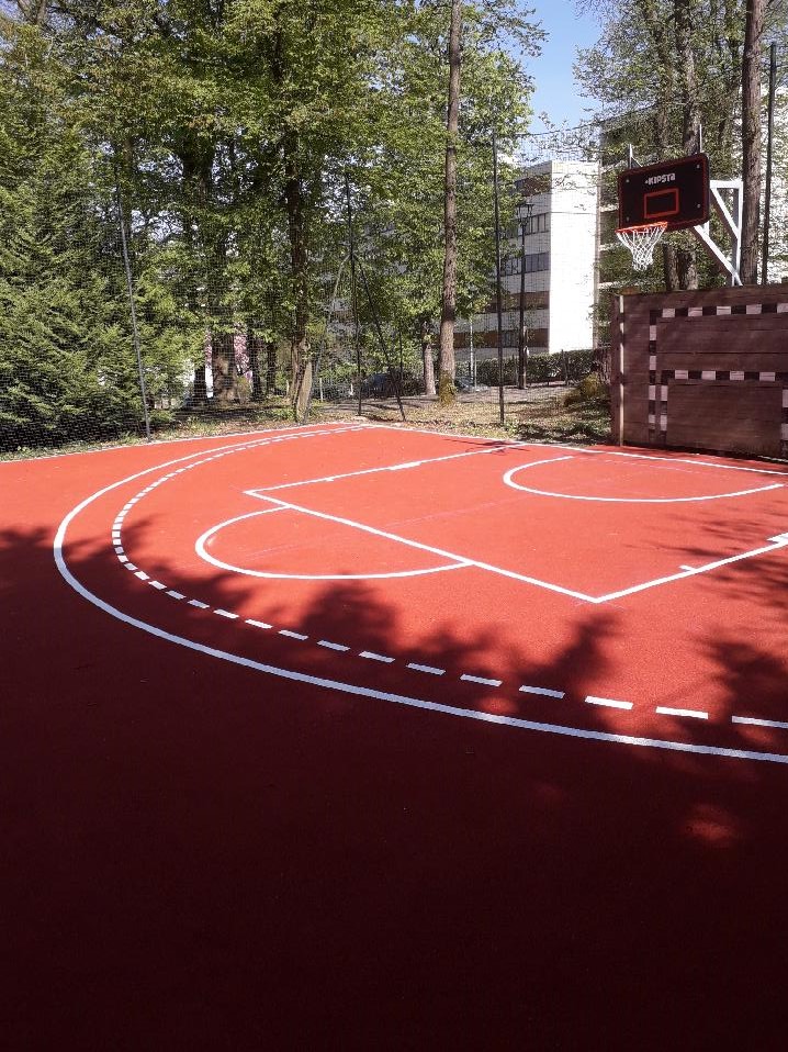 marquage-sol-terrain-basketball
