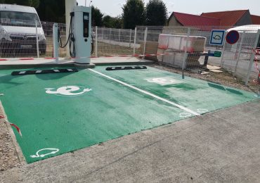 marquage-sol-vehicule-electrique